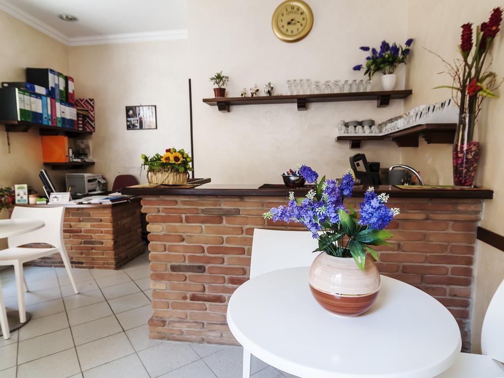 La Casa Degli Artisti 1 호텔 네뚜노 외부 사진